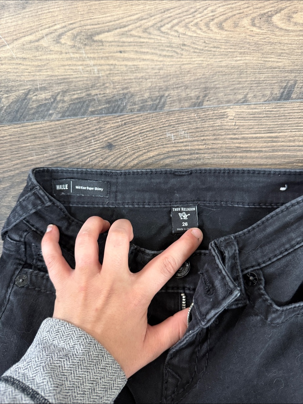 True Religion Halle Mid-Rise Super Skinny Jeans in Black